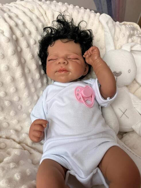 Reborn śpiący latynoska 48cm Nowy bobas lalka włosy rzęsy