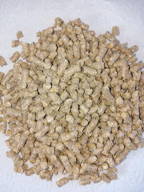 SPRZEDAM ŚCIÓŁKĘ DLA DROBIU- PELLET ZE SŁOMY