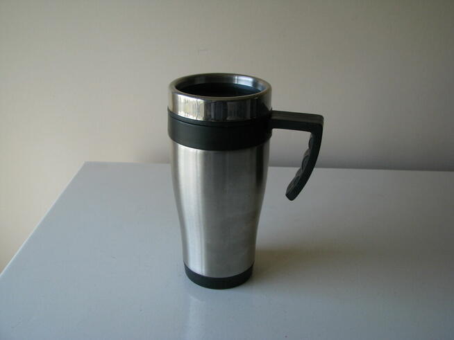 Stalowy kubek termiczny z pokrywką 0,4 l