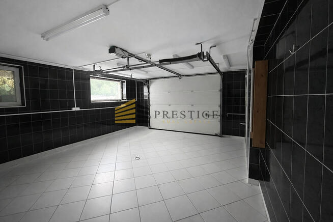 Dom na biuro, metro, 7 miejsc parkingowych