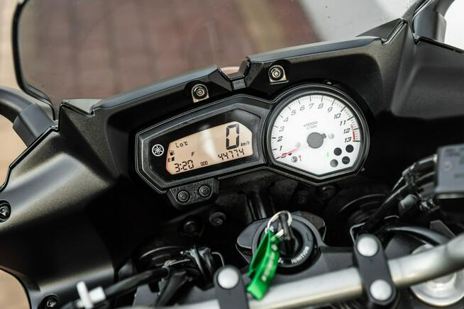 Yamaha FZ 8 S FAZER 2012 KSIĄŻKA SERWISOWA Raty Transport Największy Wybór Moto