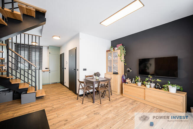 Nowy segment do wejścia-ogródek, 2 miejsca post.