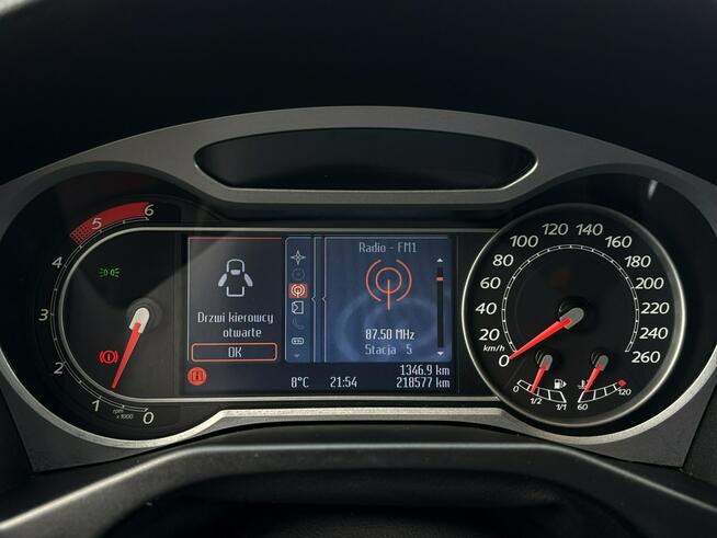 Mondeo 2.0 TDCi 140km BI-XENON converse NAVI seriws SERWIS 2010