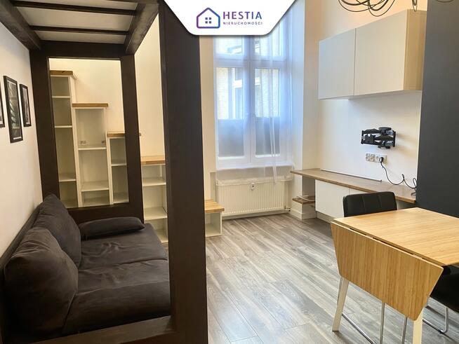 Przestronne mieszkanie z antresolą w Centrum