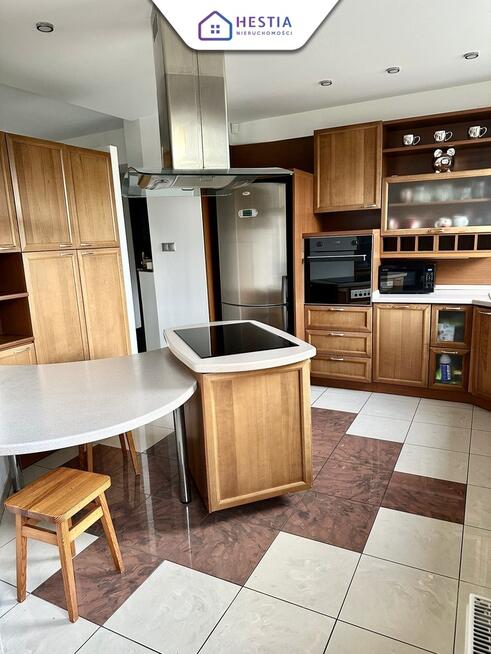 3- pok mieszkanie na wynajem. Dwa garaże. Pogodno.