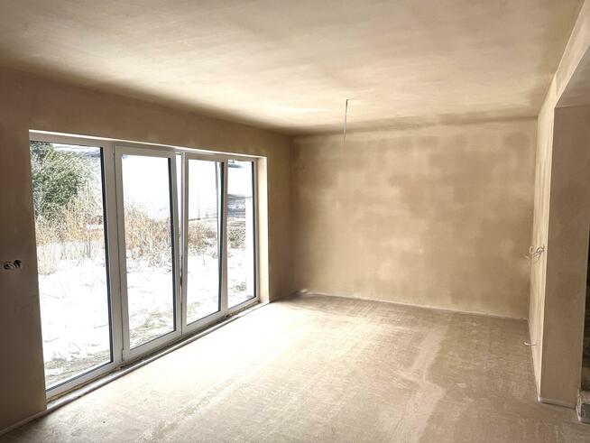 Dom Warszawa Wawer, Las