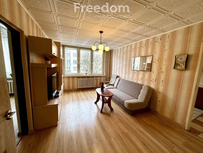 1 piętro - 2 pokoje - os. Sikornik