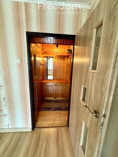 1 piętro - 2 pokoje - os. Sikornik