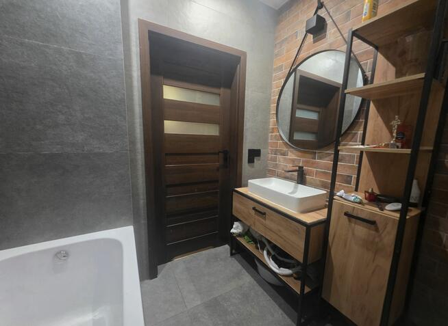 Na Sprzedaż Dom wolnostojący z garażem do wejścia Niepołomice