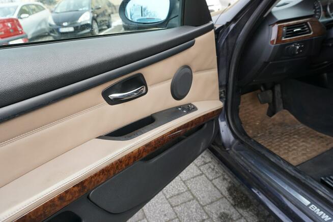 BMW 320 zarejestrowany, ubezpieczony