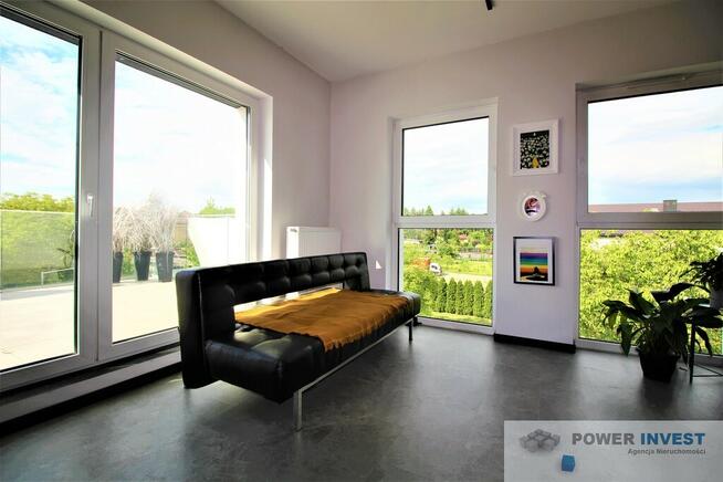 !!!APARTAMENT 4-POKOJOWY Z DUŻYM TARASEM !!!