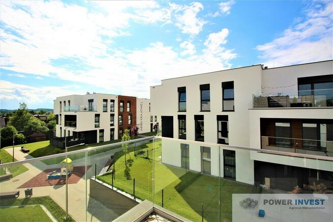 !!!APARTAMENT 4-POKOJOWY Z DUŻYM TARASEM !!!