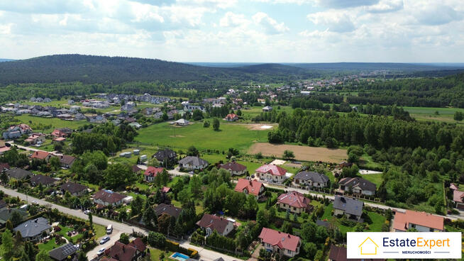działka rolno budowlana tuż przy nowo powstającym osiedlu w Niestachowie