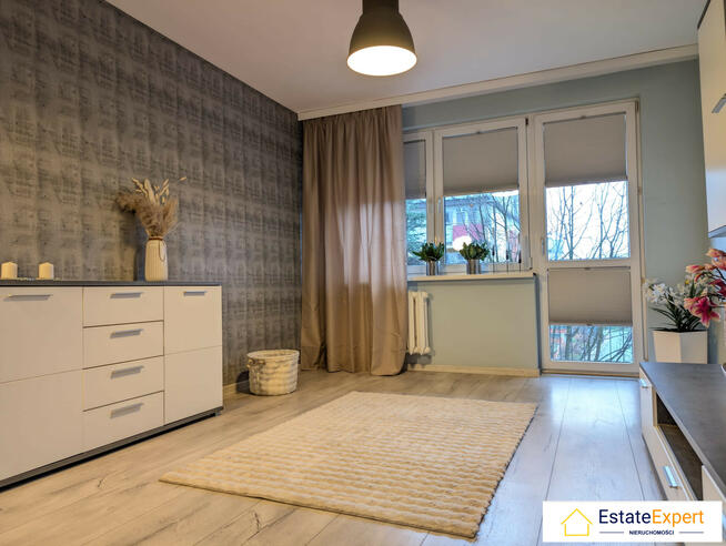 2 pokoje do zamieszkania z widna kuchnią i dużym balkonem bez piecyka!