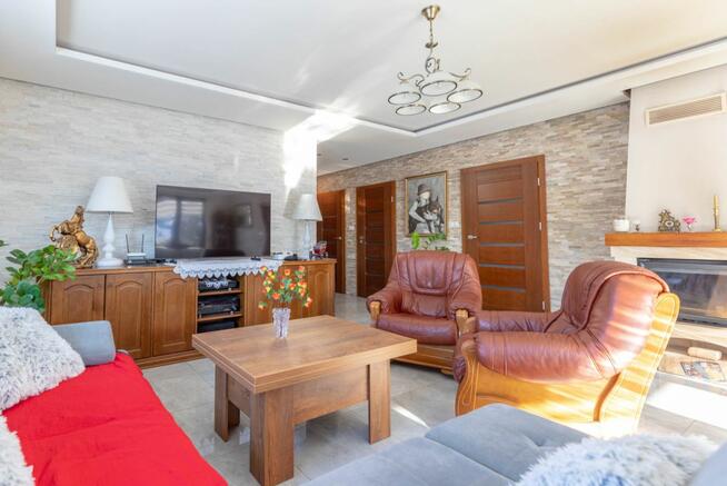 Dom Brzeźnica Leśna gm. Niedźwiada,