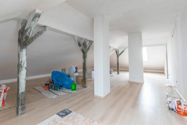 Dom Brzeźnica Leśna gm. Niedźwiada,