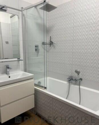 3-pokojowe mieszkanie na Pradze-Południe