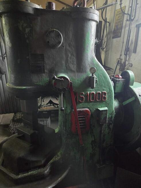 Młot Sprężarkowy Zamech MS-100B – 1968 rok - palenisko