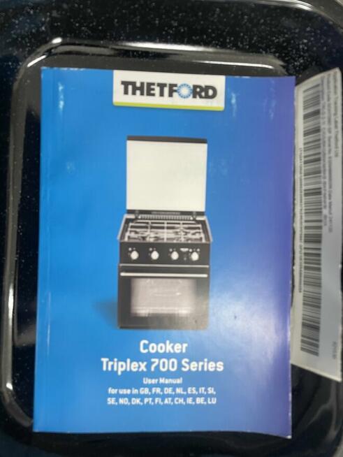 Kuchenka gazowa z piekarnikiem Thetford Triplex powystawowa