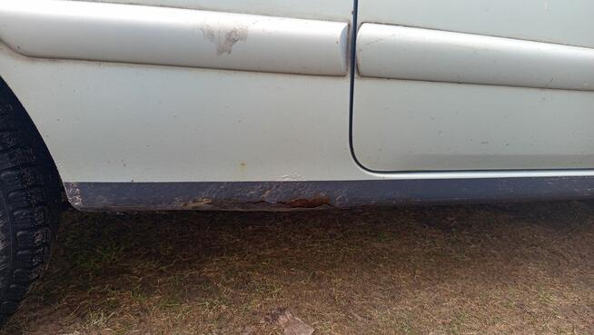 Sprzedam Nissan Micra K11