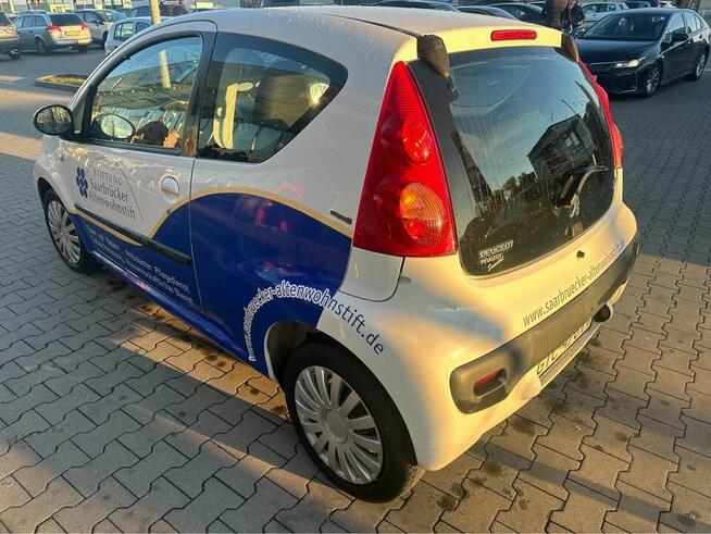 Peugeot 107 2011rok napęd TOYOTA