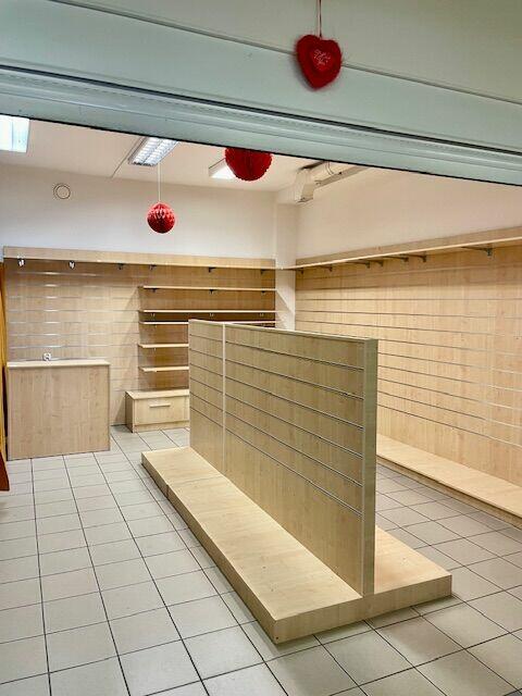 Wynajmę lokal usługowy w Centrum KASZEBE