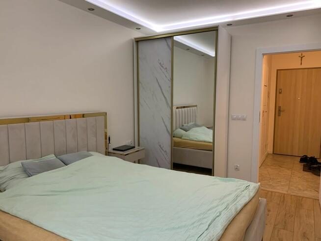 NOWE komfortowe M-4 z ogródkiem i miejscem garażowym