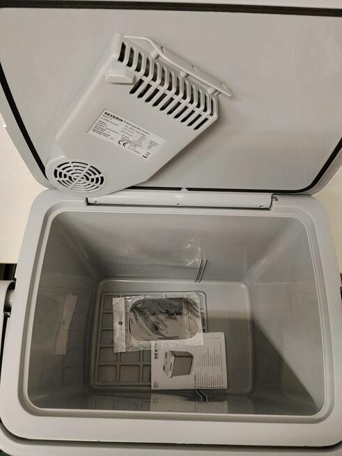 SEVERIN Lodówka Turystyczna Samochodowa 25L