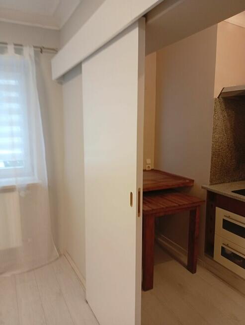 Dwa pokoje al.Solidarności 82B.