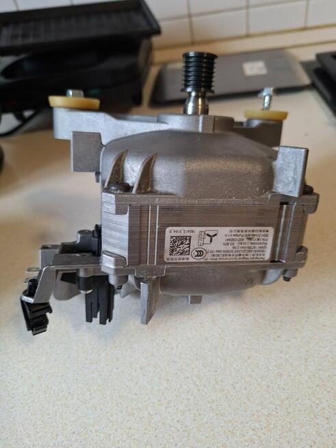 Silnik napędowy do pralki Bosch WAW24540PL/14 VarioPerfect