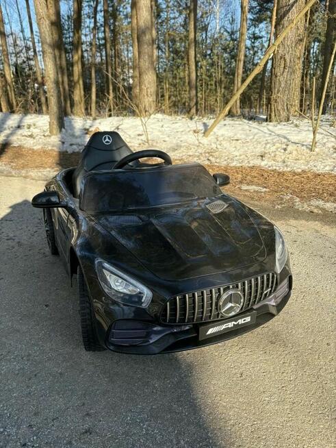 Mercedes Benz GT na akumulator dla dzieci – nowy