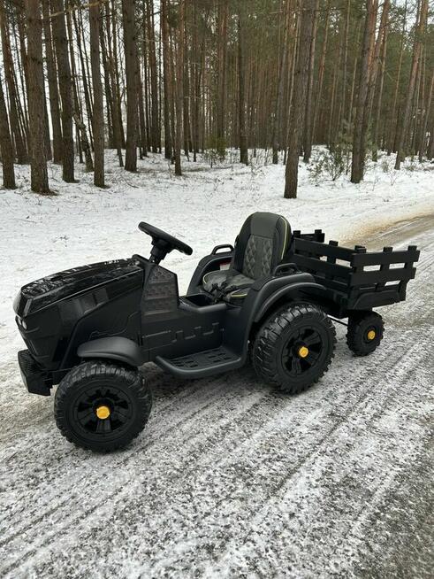 Traktor elektryczny 12V z przyczepą pilot EVA