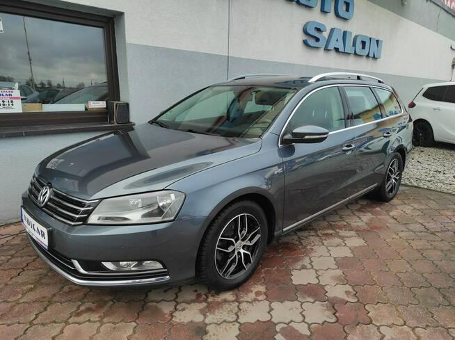 Volkswagen Passat klimatronik, Nawigacja, Podg. szyba, Skóra, Parktronik, 6-bieg, zareje