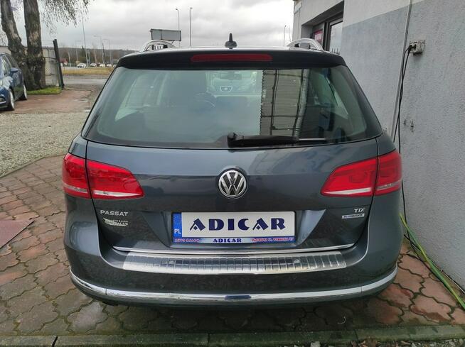 Volkswagen Passat klimatronik, Nawigacja, Podg. szyba, Skóra, Parktronik, 6-bieg, zareje