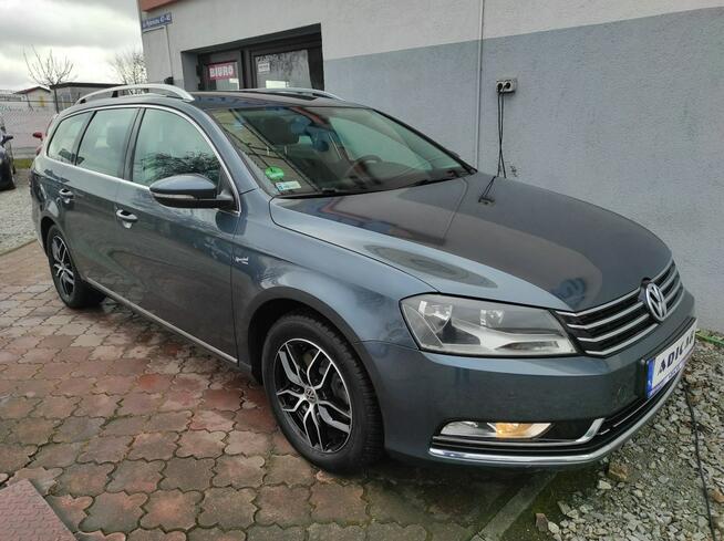 Volkswagen Passat klimatronik, Nawigacja, Podg. szyba, Skóra, Parktronik, 6-bieg, zareje
