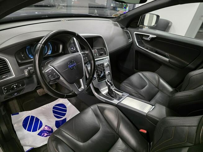 Volvo XC 60 Ocean Race / Automat/ D3 / FULL LED / wzorowy stan