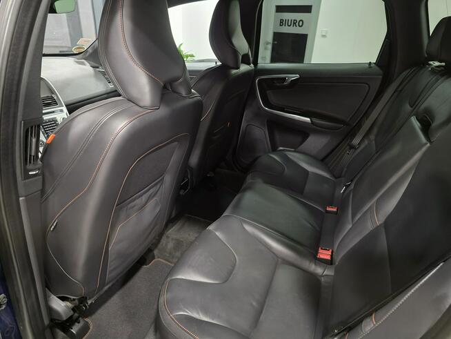 Volvo XC 60 Ocean Race / Automat/ D3 / FULL LED / wzorowy stan