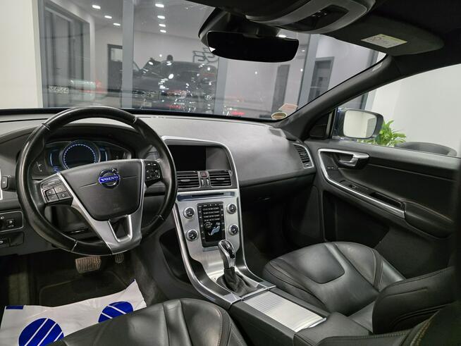 Volvo XC 60 Ocean Race / Automat/ D3 / FULL LED / wzorowy stan