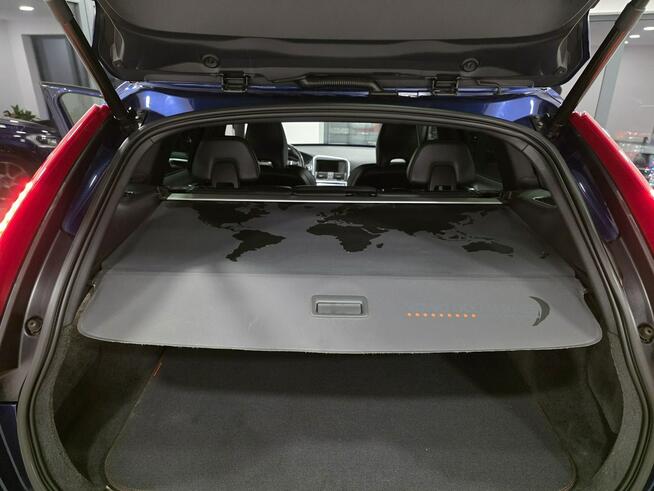 Volvo XC 60 Ocean Race / Automat/ D3 / FULL LED / wzorowy stan