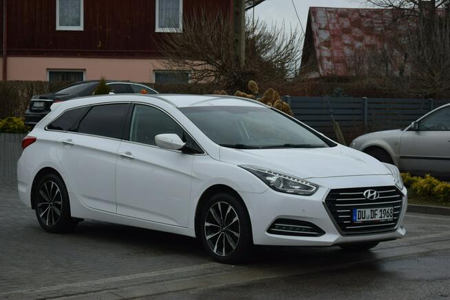 Hyundai i40 1.7D Navi/ Kamera/ Led/ Hak/ 2017r/ Sprowadzony/ Opłacony