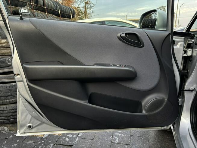Honda Jazz 1.2 Dsi Style 78 km klima SERWIS bezwypadek 2009