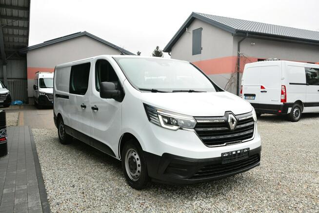 Renault Trafic long L2H1 brygadówka 7-osobowy 2,0 150KM pełna opcja 2-stronne drzwi