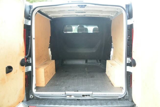 Renault Trafic long L2H1 brygadówka 7-osobowy 2,0 150KM pełna opcja 2-stronne drzwi