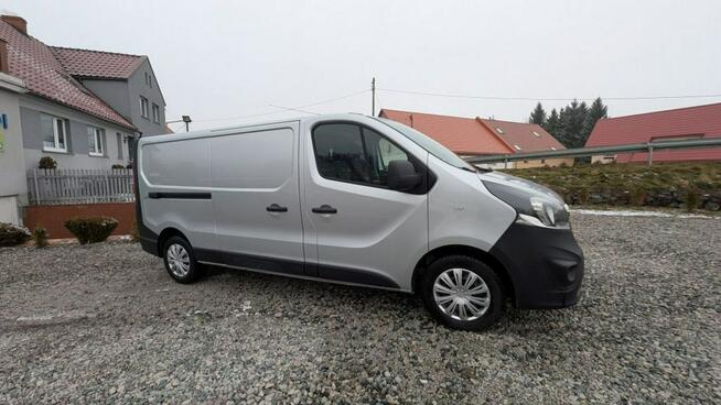 Opel Vivaro Long