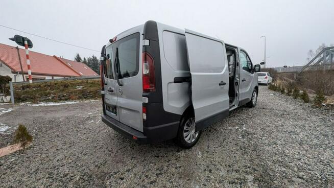Opel Vivaro Long