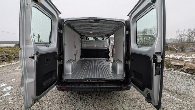 Opel Vivaro Long