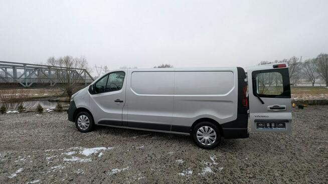 Opel Vivaro Long