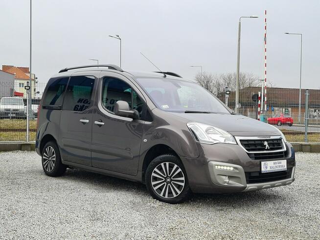 Peugeot Partner MULTISPACE Klimatronik PDC Grzane Fotele Led Sensory Tempomat Halogeny