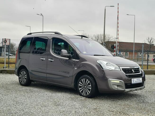 Peugeot Partner MULTISPACE Klimatronik PDC Grzane Fotele Led Sensory Tempomat Halogeny