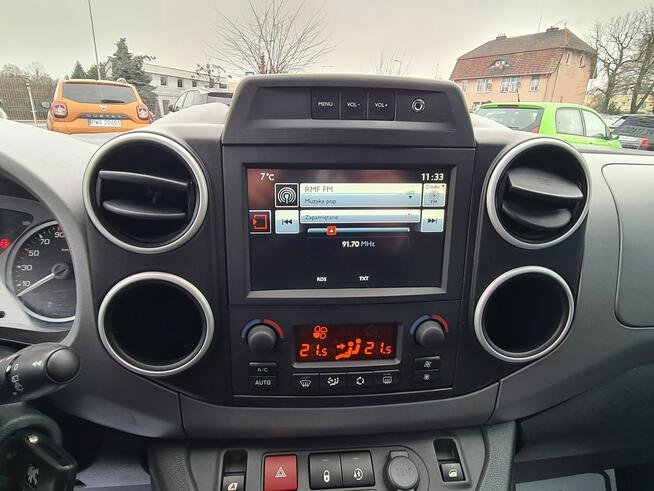 Peugeot Partner MULTISPACE Klimatronik PDC Grzane Fotele Led Sensory Tempomat Halogeny